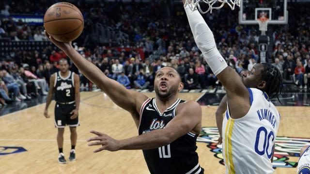 开云在线-抢人大战勇士为何不敌太阳？矮人军团急需瞄准内线